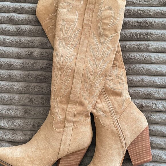 Tall Western Boots for Women - Tan - Picture 5 of 8